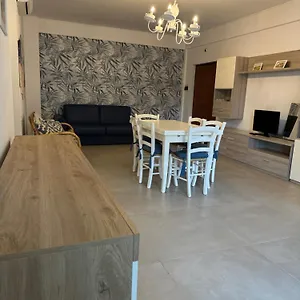Clara 5 Follonica